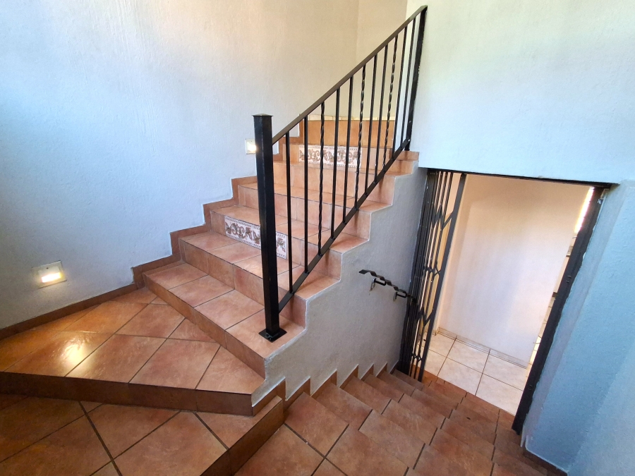 3 Bedroom Property for Sale in Safari Gardens North West